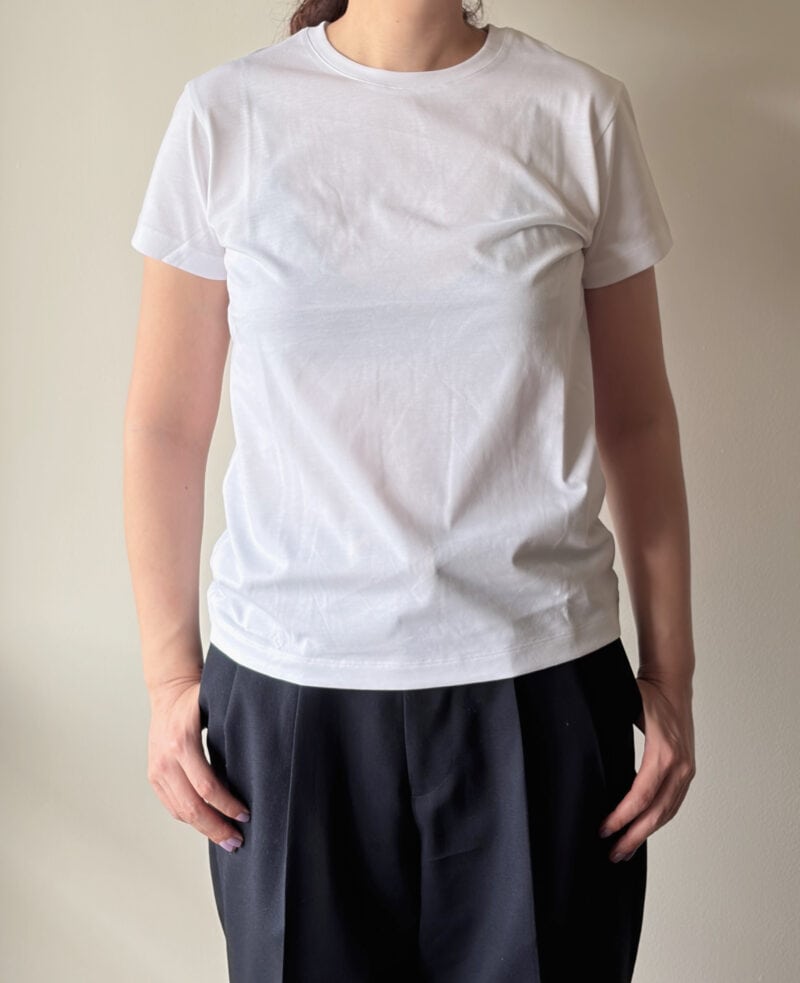 婦人　天竺編みクルーネック半袖Ｔシャツ990円（無印良品）