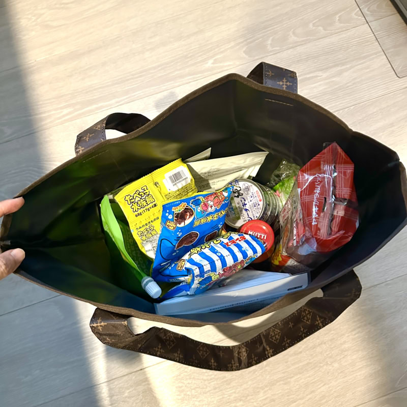 かさばる食品もまとめて入れられて、想像していた以上の収納力でした。