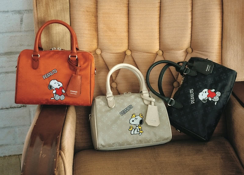 「PEANUTS×russet」ボストンバッグ［H17×W22.5×D12cm］各4万1800円（ラシット／ラシット 京王百貨店新宿店）