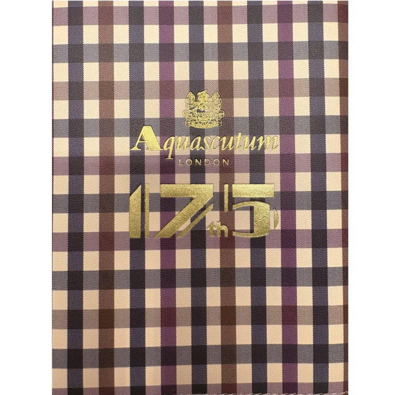 カバー裏には175周年ロゴをゴールドで箔押し