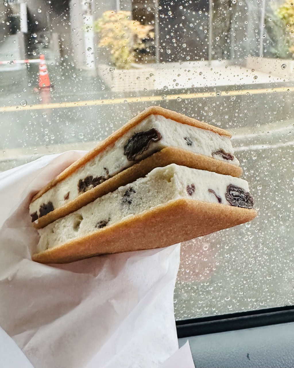六花亭直営店・札幌本店でしか買えない限定スイーツ(マルセイバターアイス)